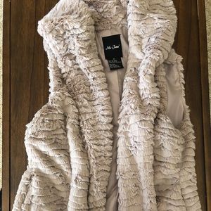 Cream/tan furry vest